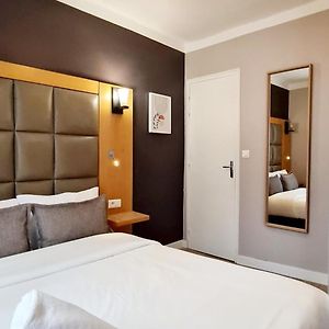 Private Bathroom Triple Room